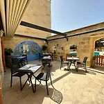 Ta' Gilarda Boutique Living 4* Birbuba