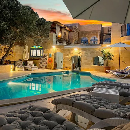 Ta' Gilarda Boutique Living 4* Birbuba