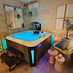 Ta' Gilarda Boutique Living Birbuba