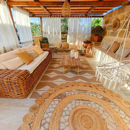 Ta' Gilarda Boutique Living *