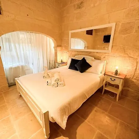 Ta' Gilarda Boutique Living